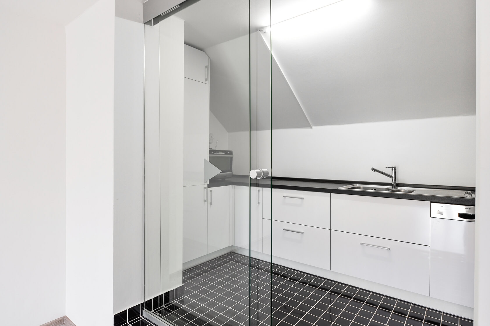 Ovenecká, Bubeneč - Praha 7 | Pronájem, Byt 3+kk, 133 m²