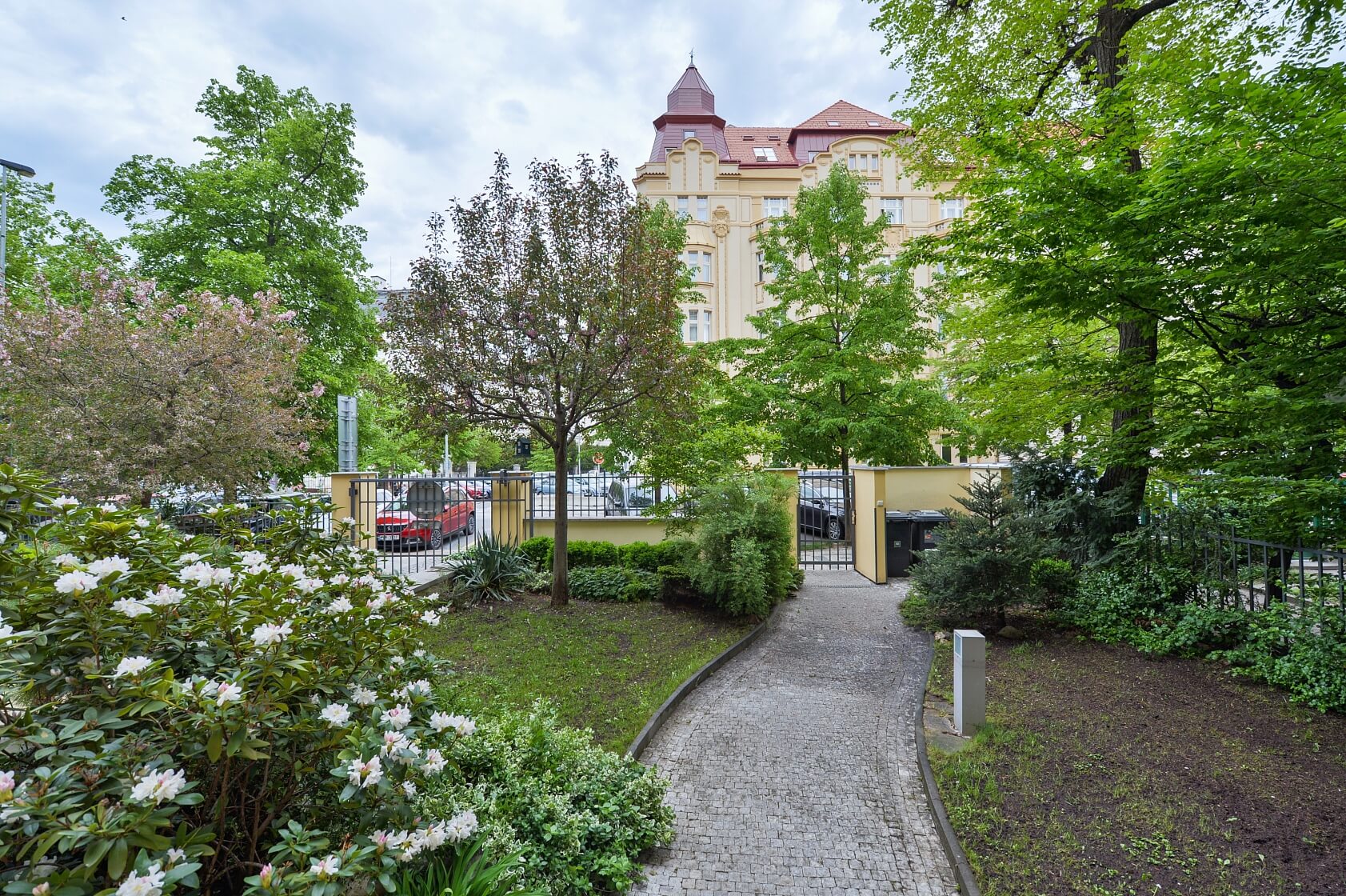 Ovenecká, Bubeneč - Praha 7 | Pronájem, Byt 3+kk, 133 m²