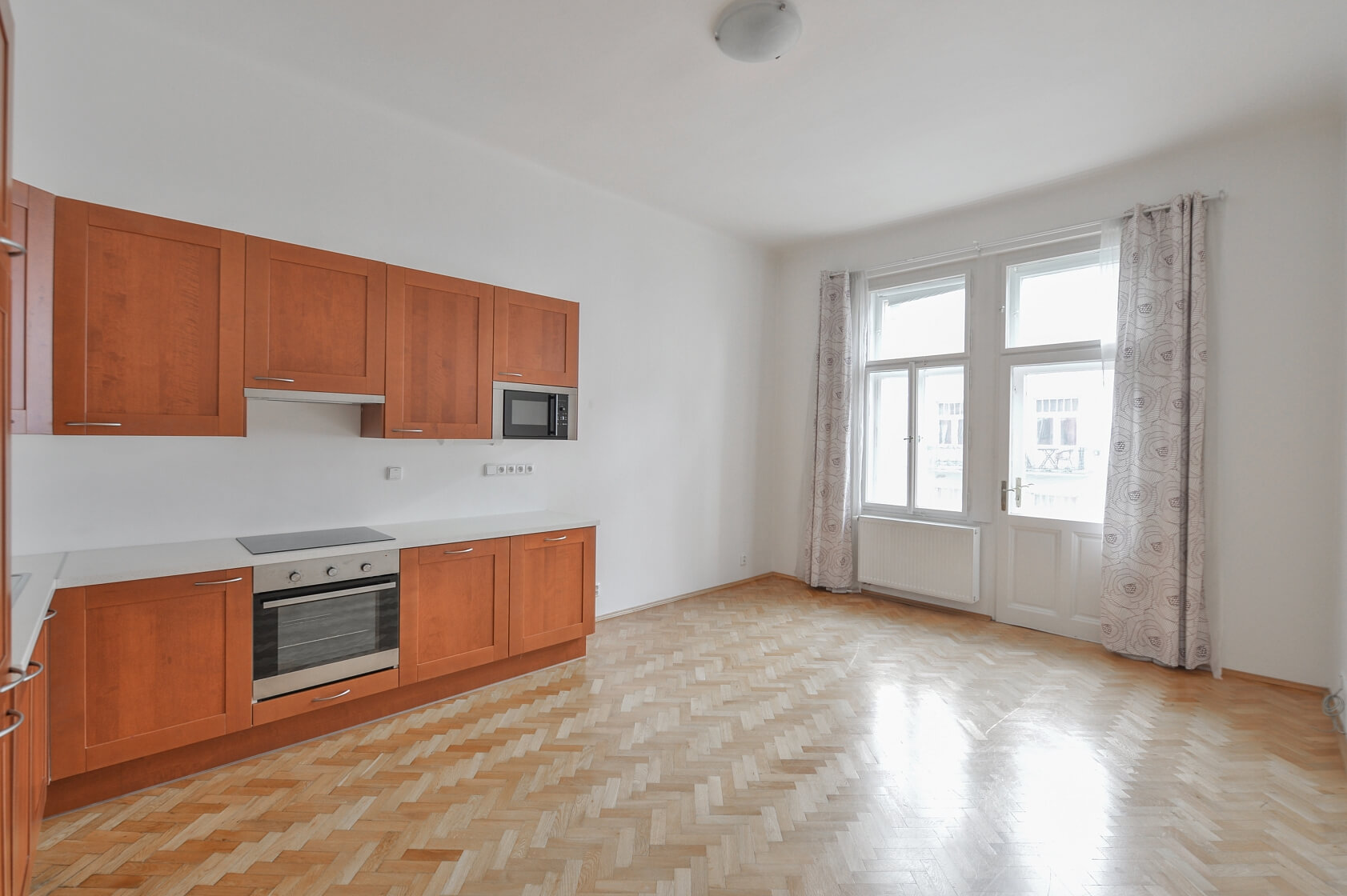 Na Švihance, Vinohrady - Prague 2 | Rent, Apartment Two-bedroom (3+kk), 100 m²