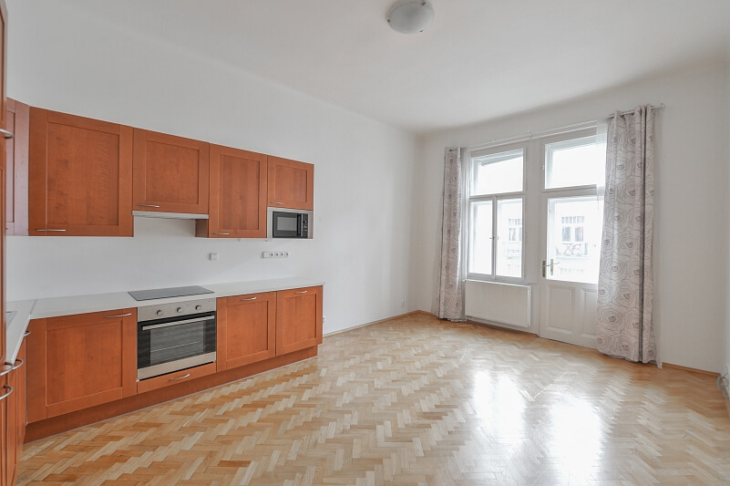 Na Švihance, Vinohrady - Prague 2 | Rent, Apartment Two-bedroom (3+kk), 100 m²