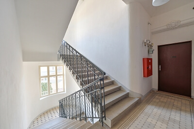 Mikuláše z Husi, Nusle - Prague 4 | Rent, Apartment One-bedroom (2+kk), 46 m²