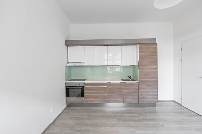 Mikuláše z Husi, Nusle - Praha 4 | Pronájem, Byt 2+kk, 44 m²