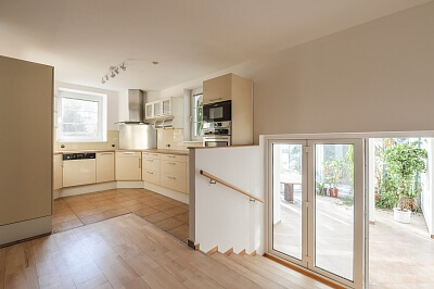 Kyjská, Hloubětín - Praha 9 | Pronájem, Rodinný dům 5+1, 440 m²