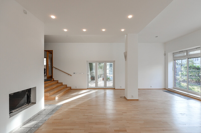 Kyjská, Hloubětín - Prague 9 | Rent, House Four-bedroom (5+1), 440 m²