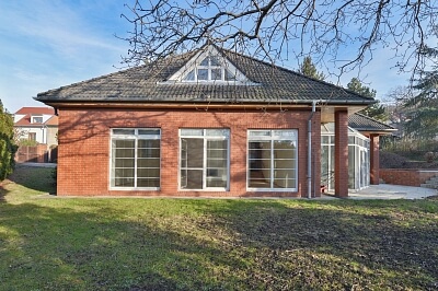Kyjská, Hloubětín - Prague 9 | Rent, House Four-bedroom (5+1), 440 m²