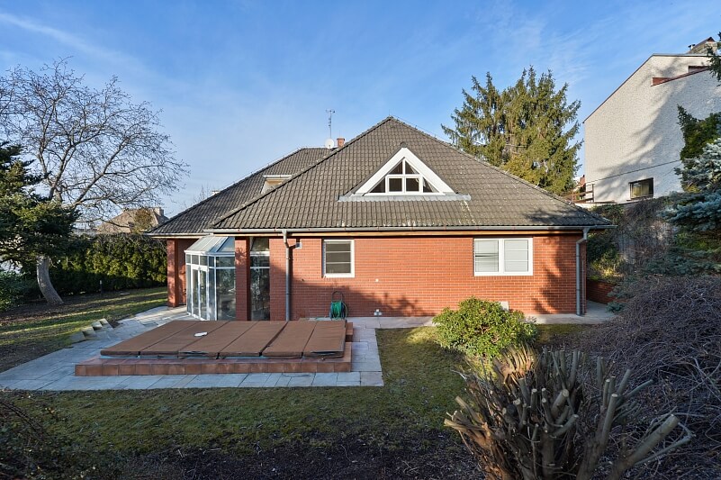 Kyjská, Hloubětín - Prague 9 | Rent, House Four-bedroom (5+1), 440 m²