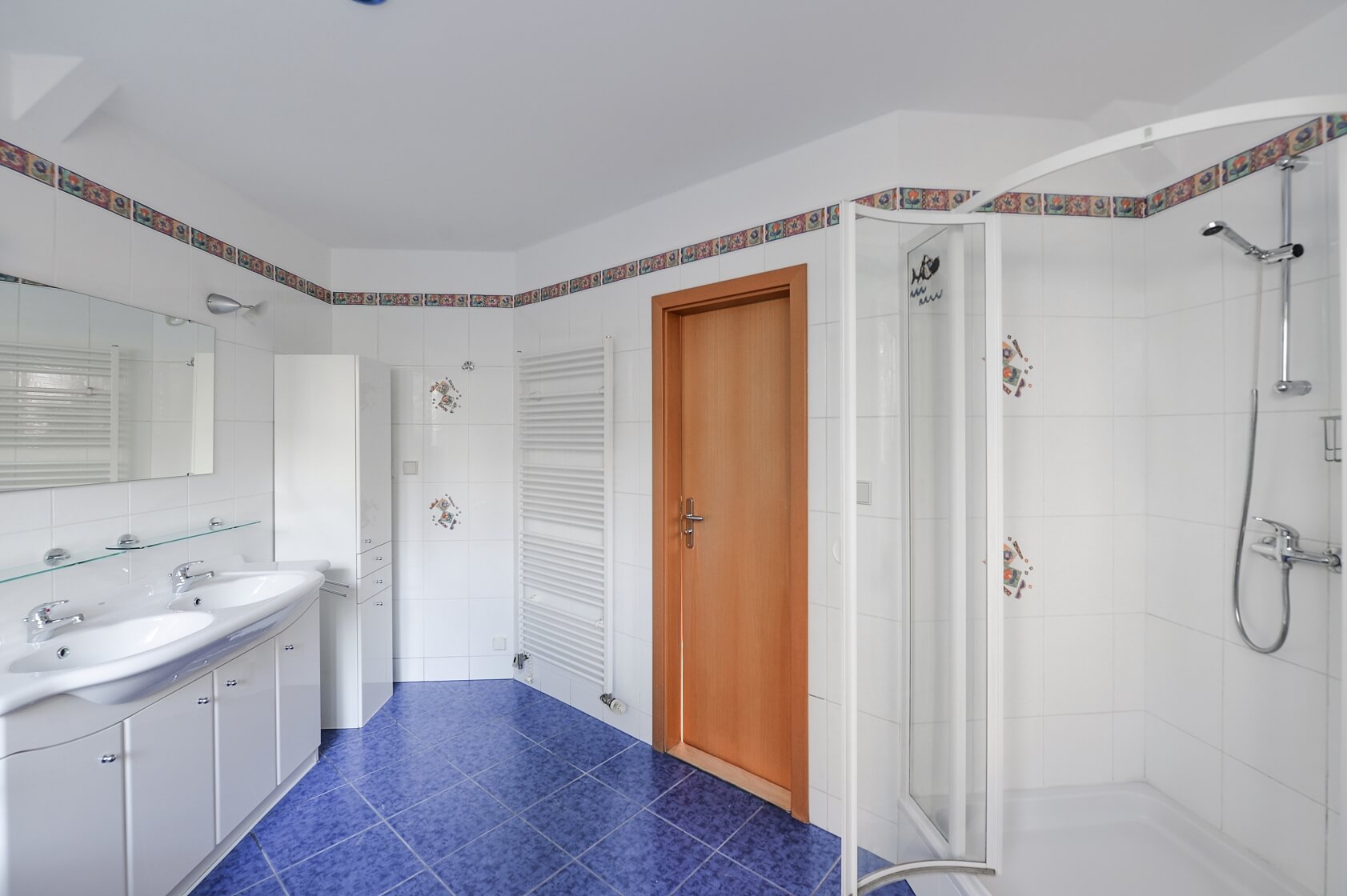 Kyjská, Hloubětín - Praha 9 | Pronájem, Rodinný dům 5+1, 440 m²