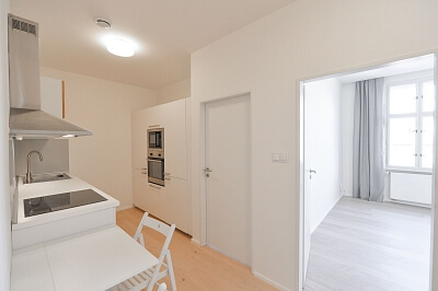 Lucemburská, Vinohrady - Praha 3 | Pronájem, Byt 2+kk, 54 m²