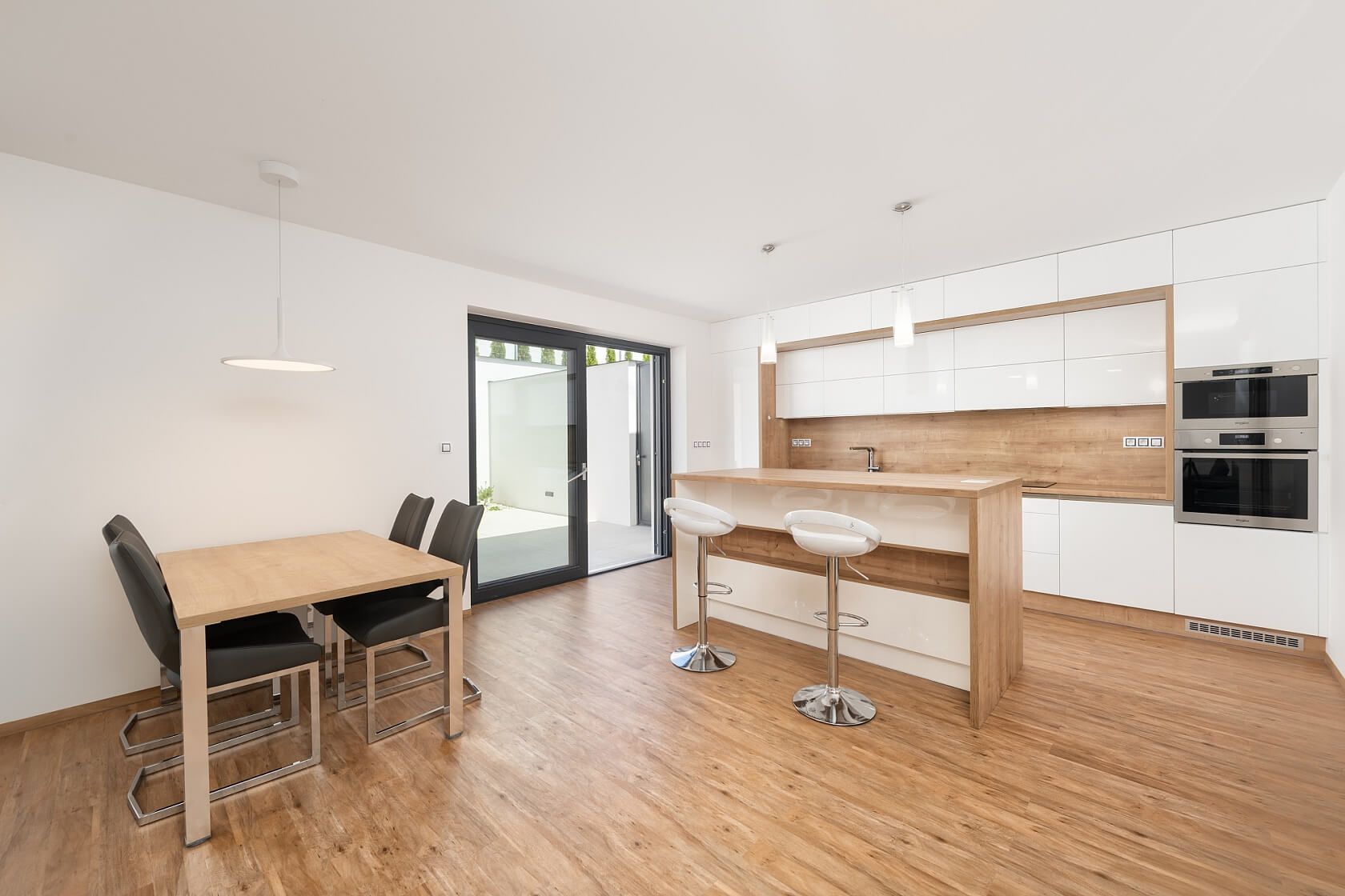 Pod vinohrady, Troubsko - Brno-venkov | Pronájem, Byt 3+kk, 174 m²