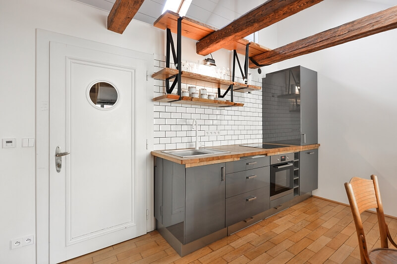 Liliová, Staré Město - Praha 1 | Pronájem, Byt 1+kk, 73 m²