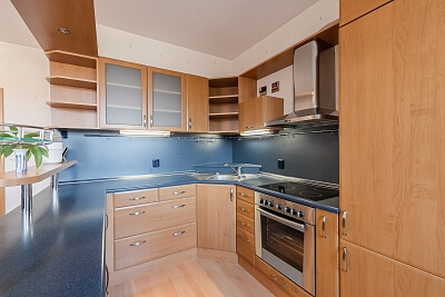 Velké Kunratické, Kunratice - Prague 4 | Rent, Apartment One-bedroom (2+kk), 82 m²