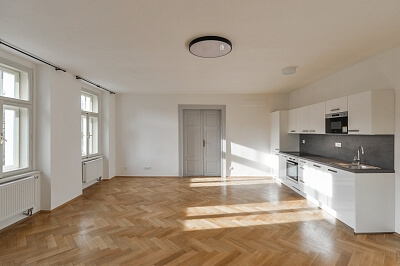 Sokolovská, Karlín - Prague 8 | Rent, Apartment One-bedroom (2+kk), 75 m²