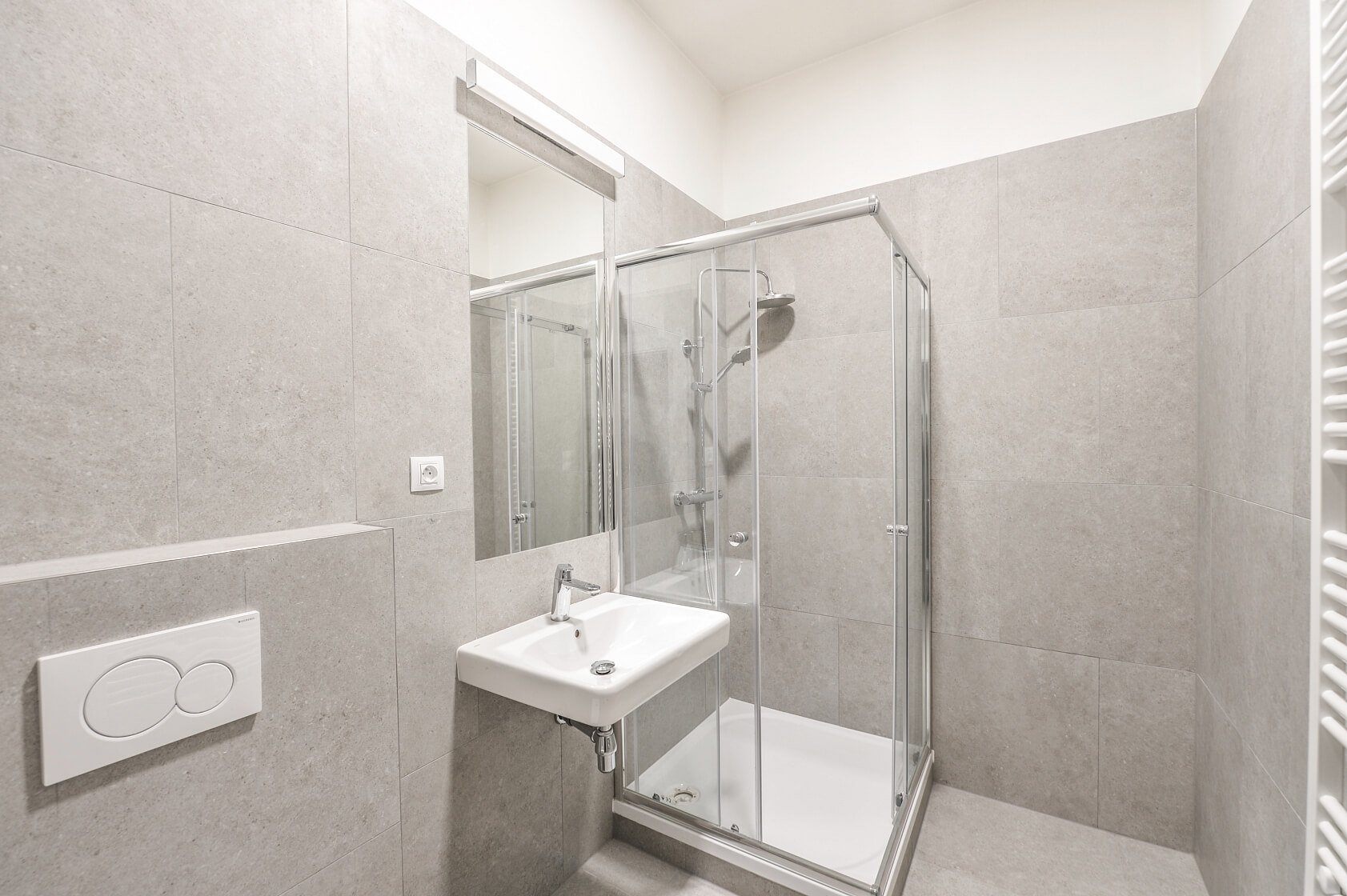 Sokolovská, Karlín - Prague 8 | Rent, Apartment One-bedroom (2+1), 75 m²