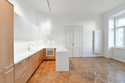 Zborovská, Smíchov - Prague 5 | Rent, Apartment Two-bedroom (3+kk), 94 m²