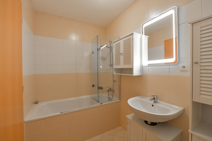 Naardenská, Liboc - Prague 6 | Rent, Apartment Three-bedroom (4+kk), 101 m²