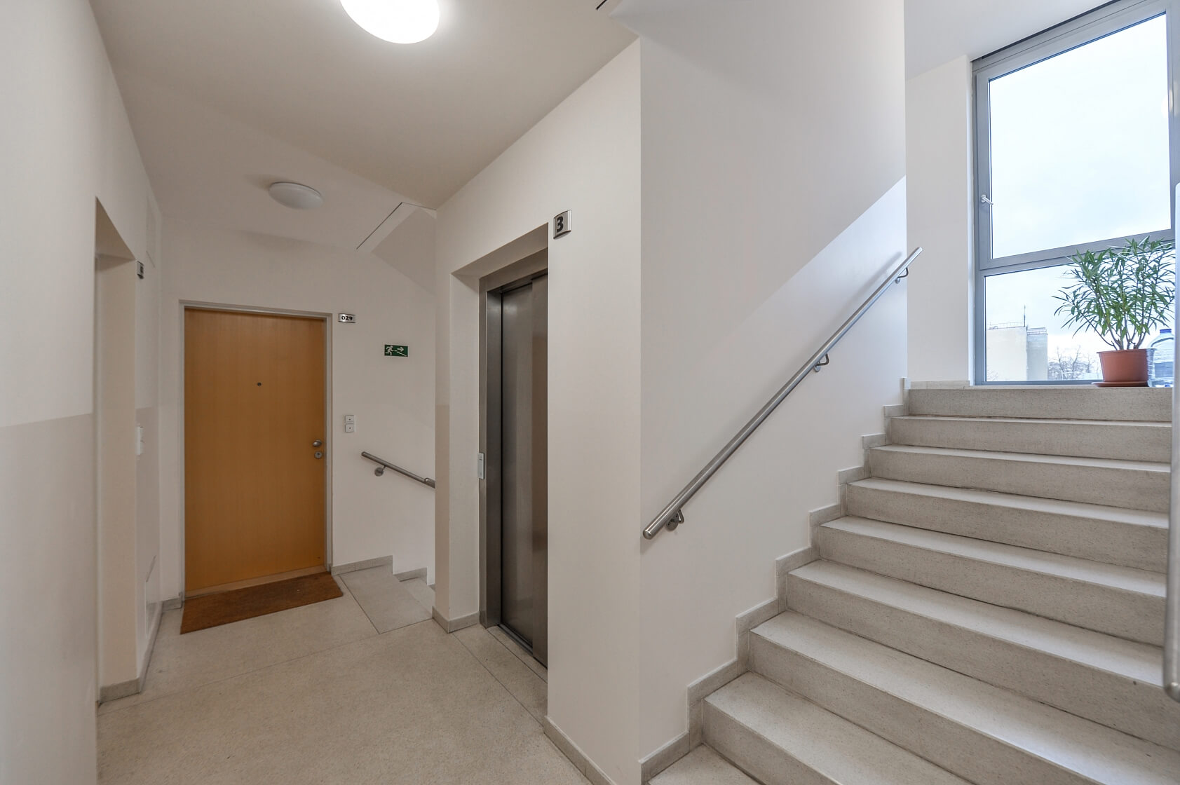 Naardenská, Liboc - Prague 6 | Rent, Apartment Three-bedroom (4+kk), 101 m²