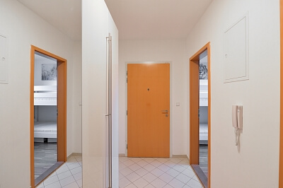 Naardenská, Liboc - Prague 6 | Rent, Apartment Three-bedroom (4+kk), 101 m²