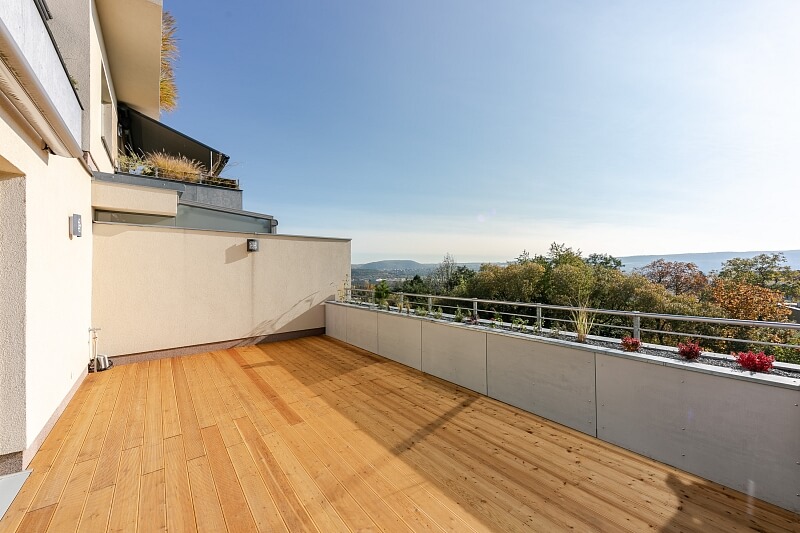 Zderazská, Radotín - Prague 5 | Sale, Apartment Three-bedroom (4+kk), 165 m²