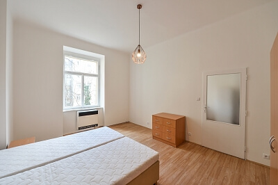 Moskevská, Vršovice - Praha 10 | Pronájem, Byt 1+1, 42 m²