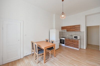 Moskevská, Vršovice - Prague 10 | Rent, Apartment Studio (1+1), 42 m²
