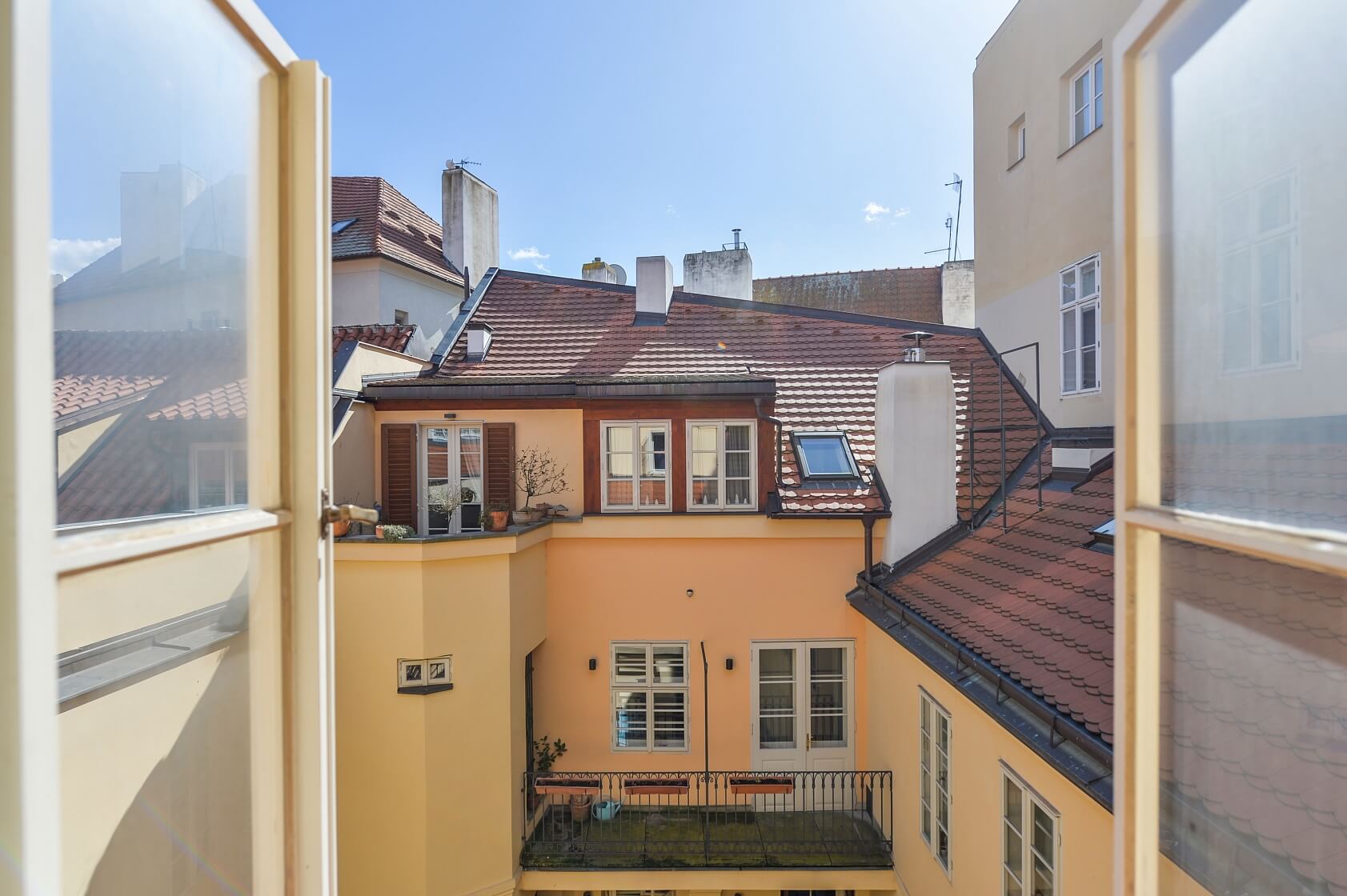 Míšeňská, Malá Strana - Prague 1 | Rent, Apartment Two-bedroom (3+kk), 106 m²