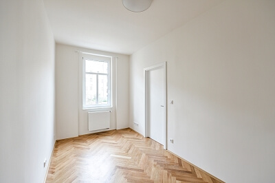 Grafická, Smíchov - Prague 5 | Rent, Apartment One-bedroom (2+kk), 42 m²
