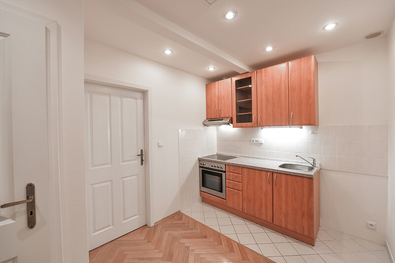 Moravská, Vinohrady - Prague 2 | Rent, Apartment One-bedroom (2+kk), 50 m²
