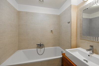 Mezitraťová, Hrdlořezy - Prague 9 | Rent, Apartment Two-bedroom (3+kk), 86 m²