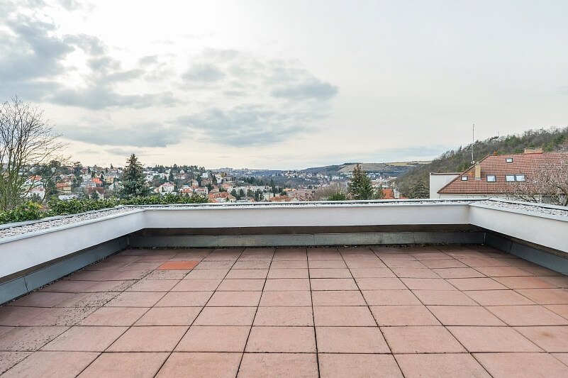 Na Vrstvách, Podolí - Praha 4 | Pronájem, Byt 4+kk, 189 m²