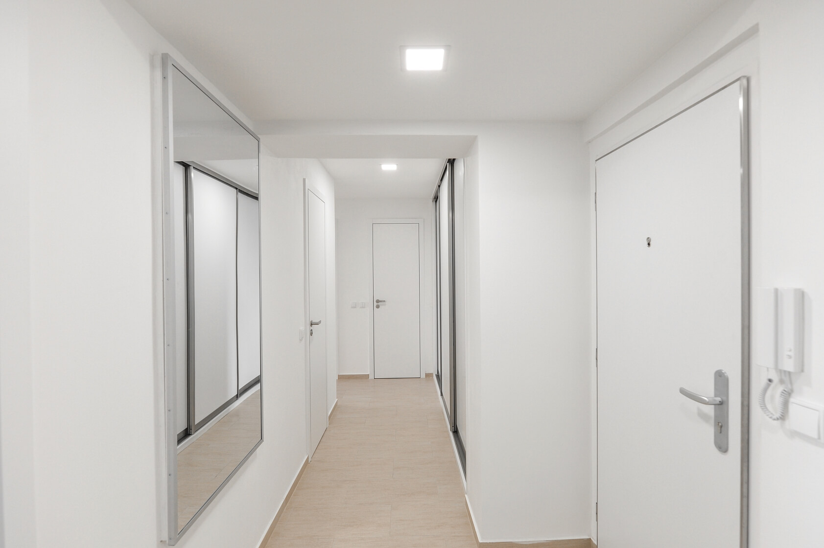 Na Vrstvách, Podolí - Praha 4 | Pronájem, Byt 4+kk, 189 m²