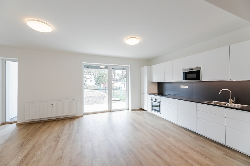 Lovčická, Klánovice - Praha 9 | Pronájem, Byt 2+kk, 64 m²