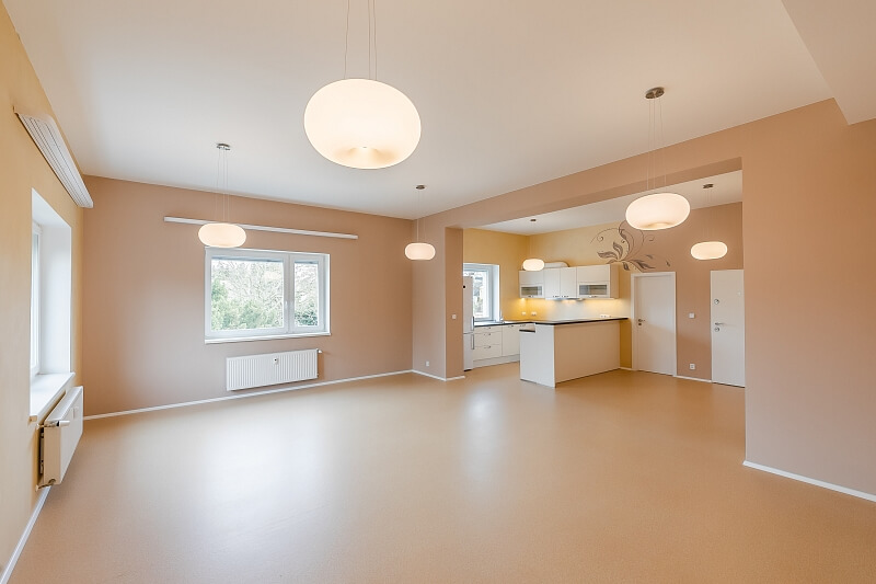 Lovčická, Klánovice - Prague 9 | Rent, Apartment Three-bedroom (4+kk), 140 m²