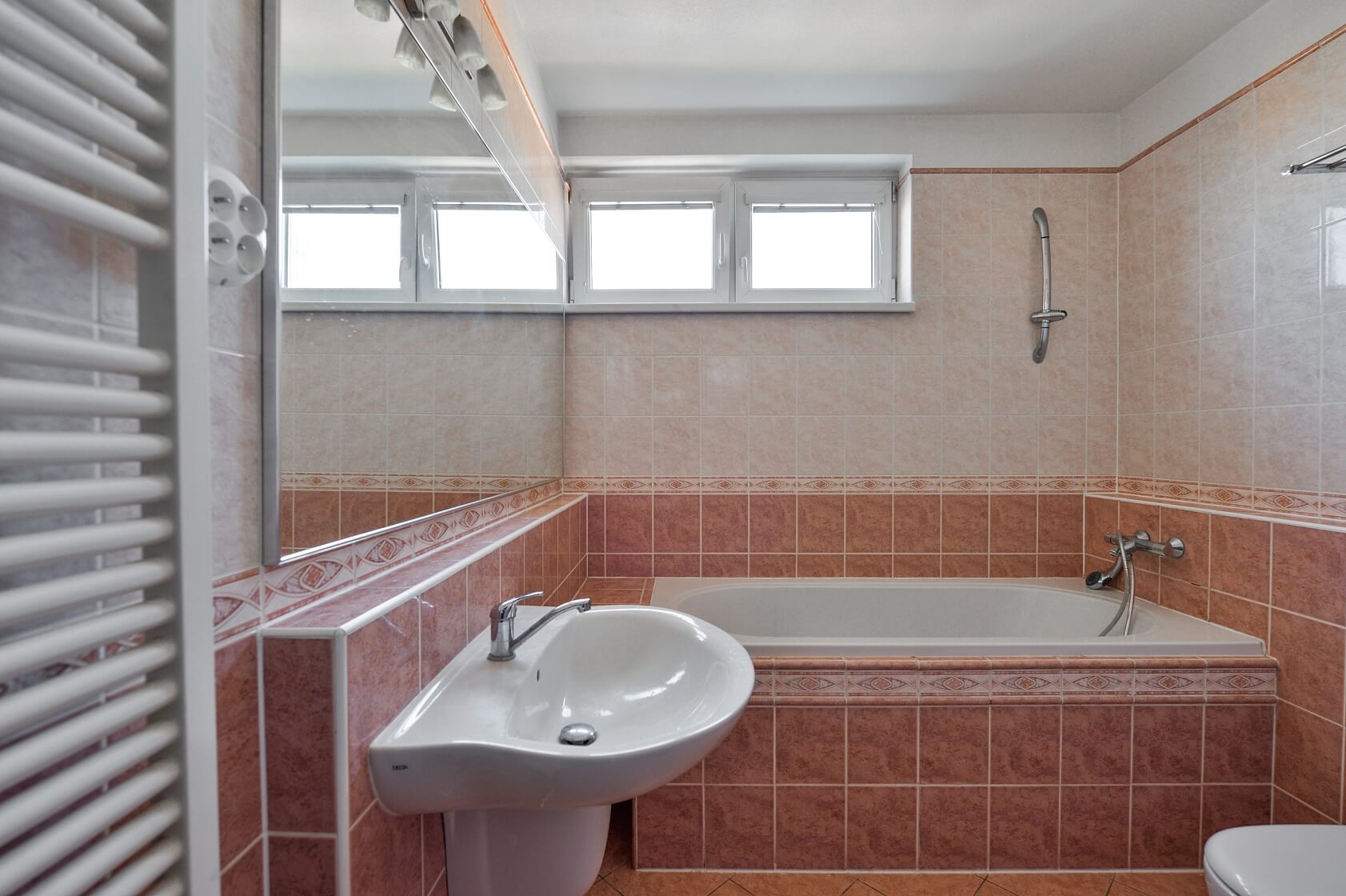 Hnězdenská, Troja - Praha 8 | Pronájem, Byt 3+kk, 82 m²