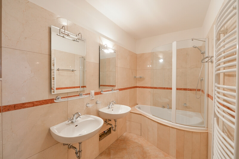 Petrské náměstí, Nové Město - Prague 1 | Rent, Apartment Two-bedroom (3+kk), 94 m²