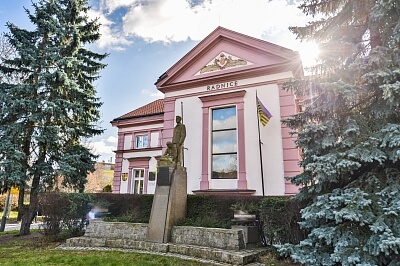 Tupolevova, Čakovice - Praha 9 | Prodej, Rodinný dům 5+kk, 163 m²