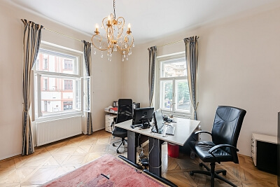 Šafaříkova, Vinohrady - Prague 2 | Sale, Apartment One-bedroom (2+1), 76 m²