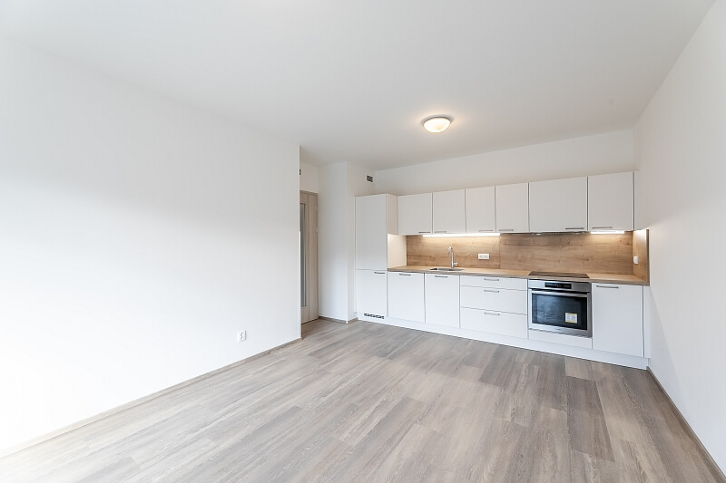 Hlaváčkova, Košíře - Prague 5 | Rent, Apartment One-bedroom (2+kk), 57 m²