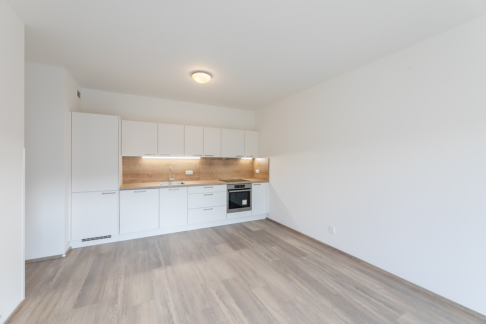 Hlaváčkova, Košíře - Praha 5 | Pronájem, Byt 2+kk, 57 m²