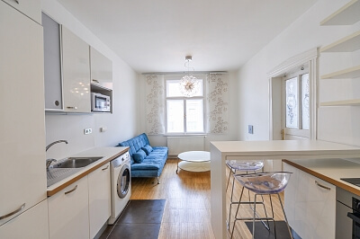 Vlastislavova, Nusle - Praha 4 | Pronájem, Byt 2+kk, 42 m²