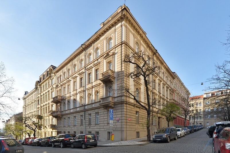 Na Kozačce, Vinohrady - Prague 2 | Rent, Apartment One-bedroom (2+kk), 80 m²