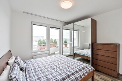 Nademlejnská, Hloubětín - Praha 9 | Prodej, Byt 2+kk, 60 m²