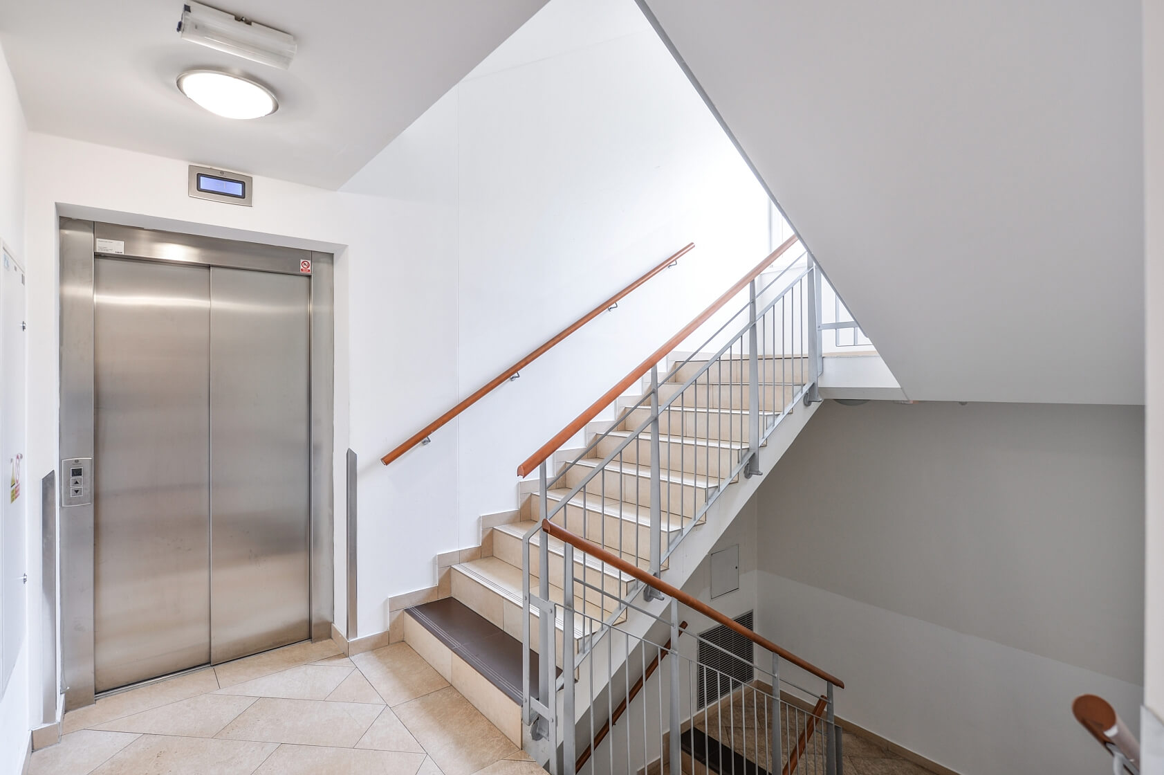 Nademlejnská, Hloubětín - Praha 9 | Prodej, Byt 2+kk, 60 m²