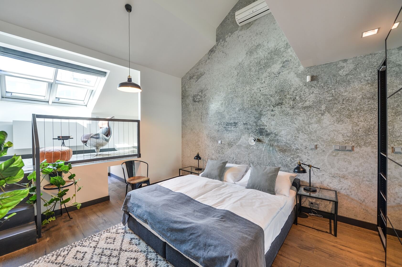 Revoluční, Nové Město - Prague 1 | Rent, Apartment One-bedroom (2+kk), 98 m²