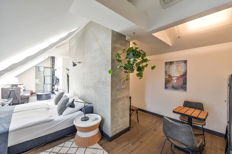 Revoluční, Nové Město - Praha 1 | Pronájem, Byt 1+kk, 52 m²