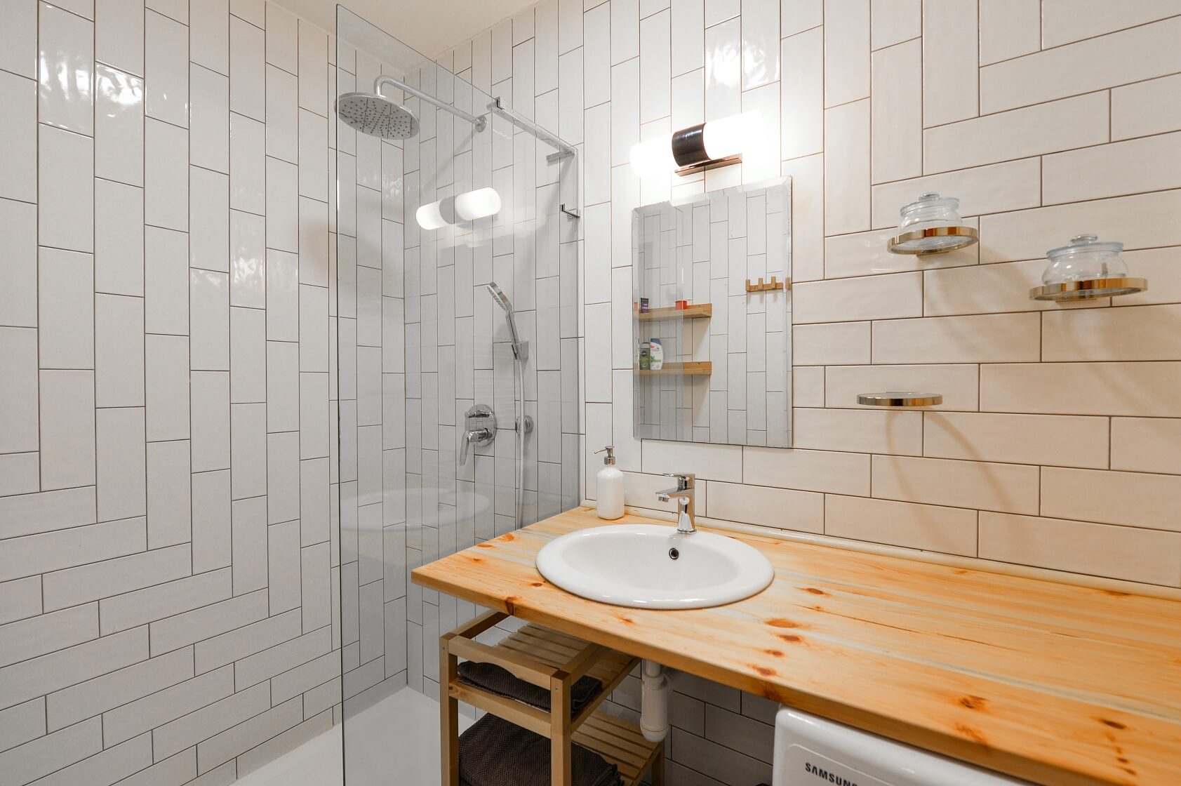 Veverkova, Holešovice - Prague 7 | Rent, Apartment Two-bedroom (3+kk), 51 m²