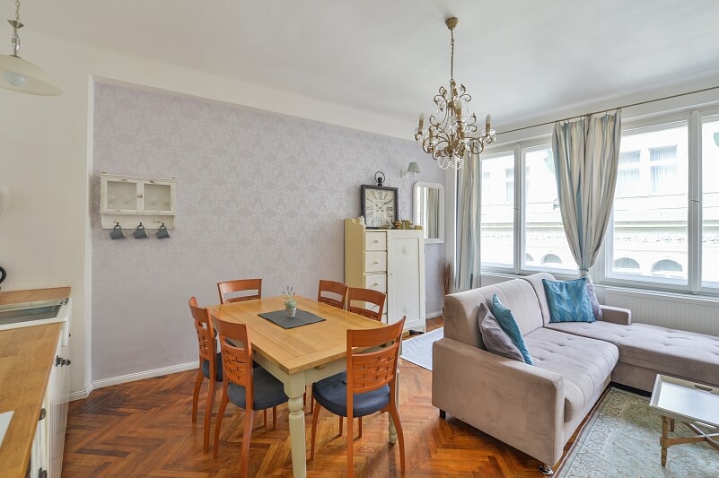 Benediktská, Staré Město - Praha 1 | Pronájem, Byt 4+kk, 97 m²