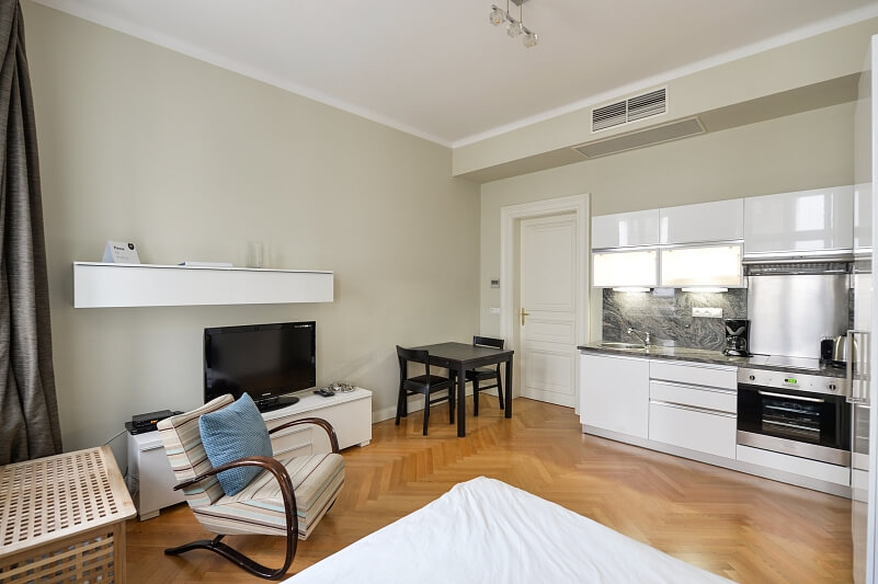 Liliová, Staré Město - Praha 1 | Pronájem, Byt 1+kk, 30 m²