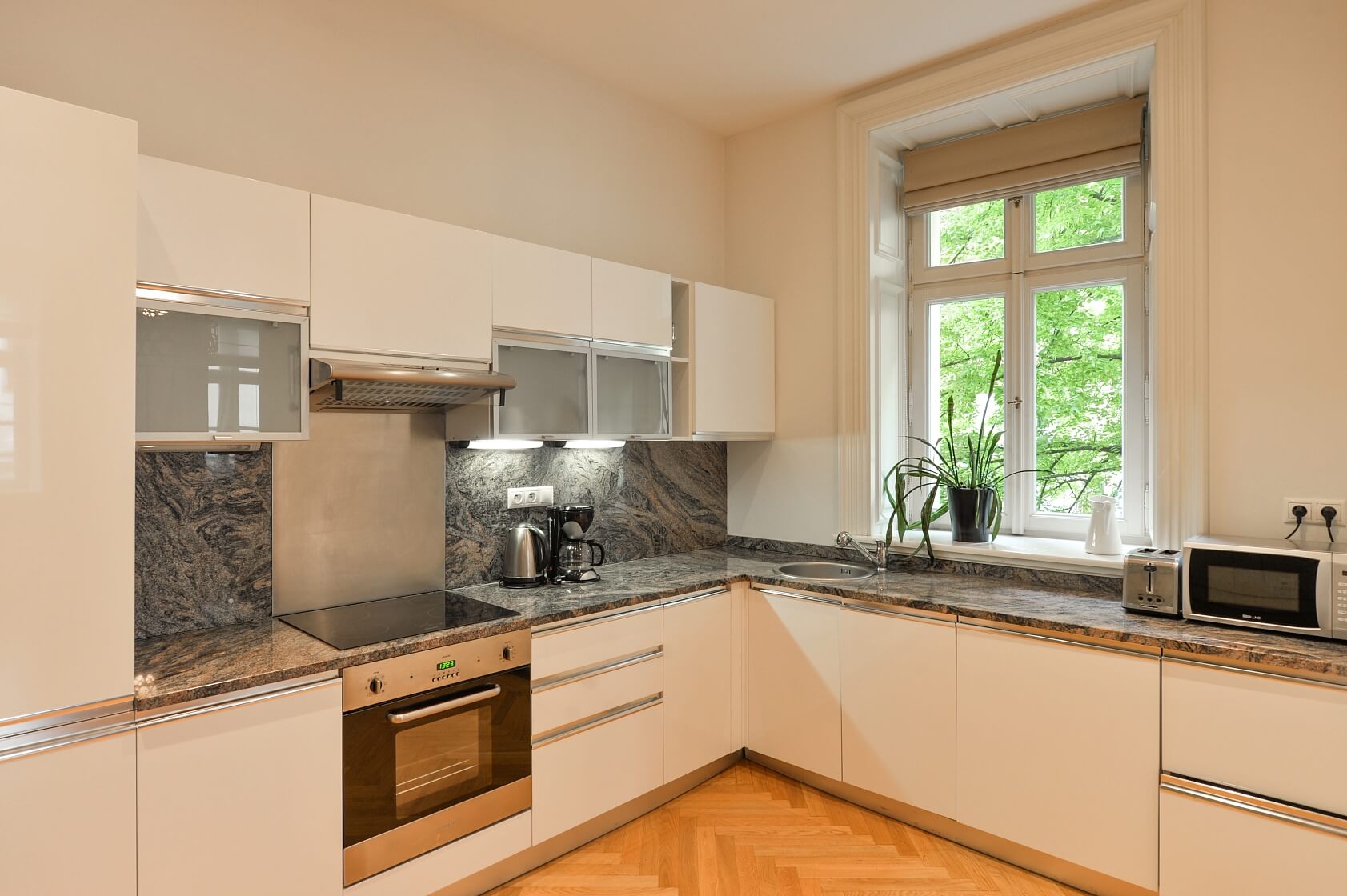 Liliová, Staré Město - Praha 1 | Pronájem, Byt 2+kk, 59 m²
