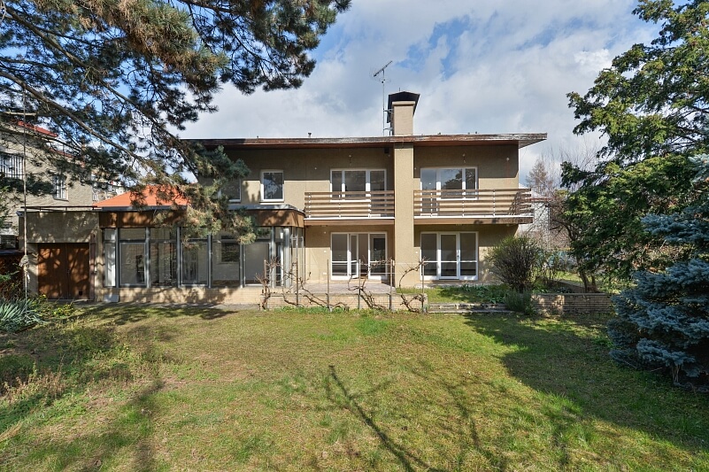 Albánská, Bubeneč - Prague 6 | Rent, House Five-bedroom (6+kk), 450 m²