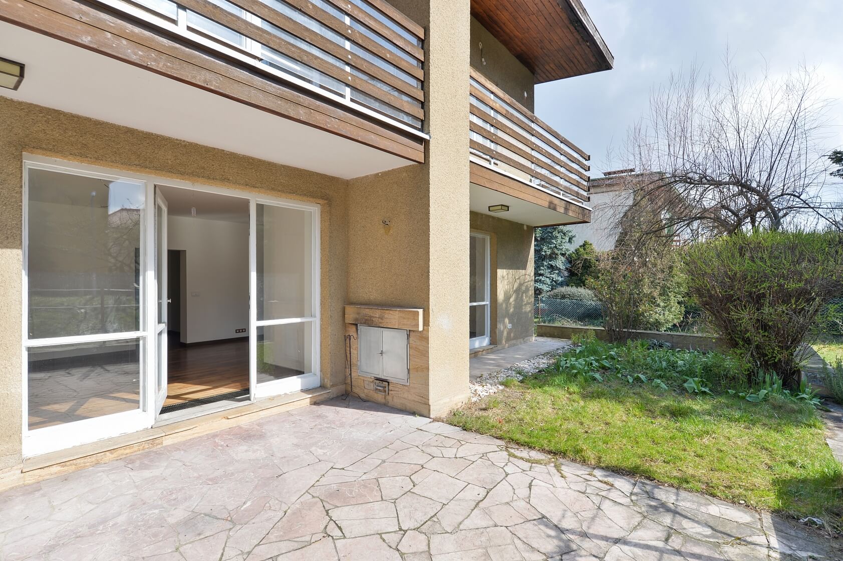 Albánská, Bubeneč - Prague 6 | Rent, House Five-bedroom (6+kk), 450 m²